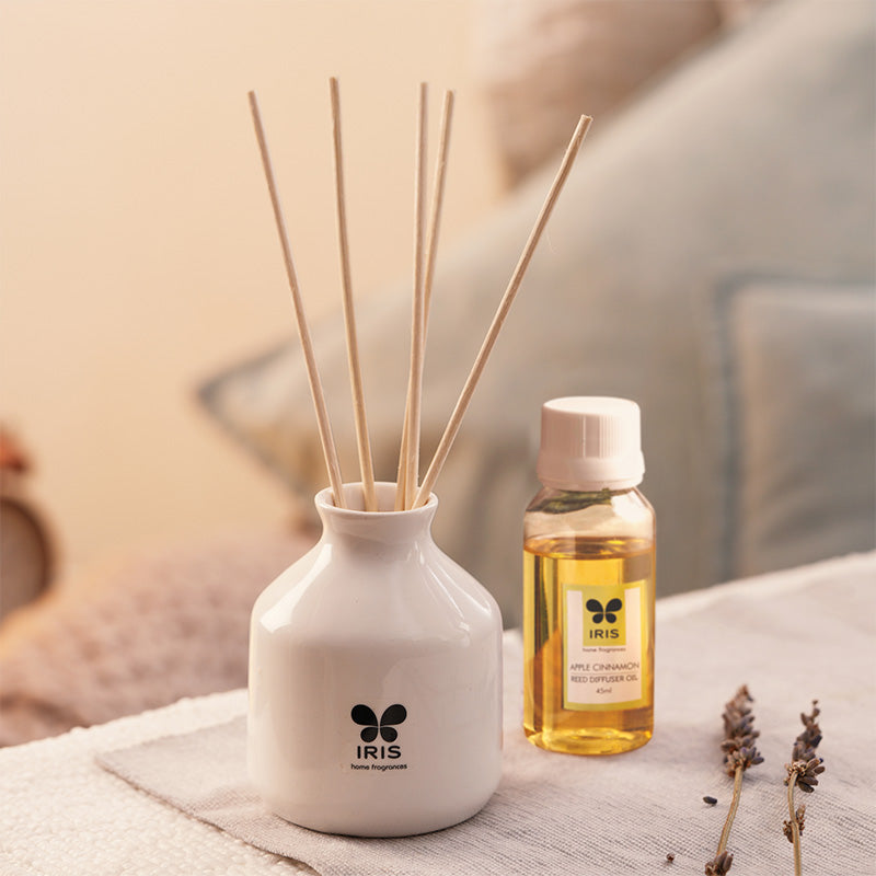 IRIS Apple Cinnamon Reed Diffuser Set 101