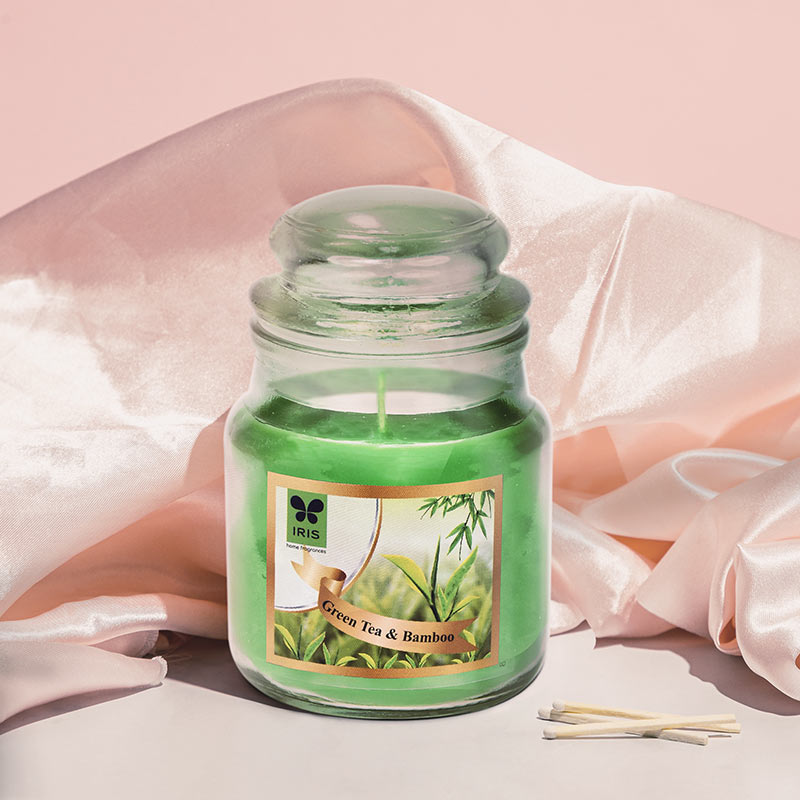 IRIS Green Tea and Bamboo Oz Jar Candle